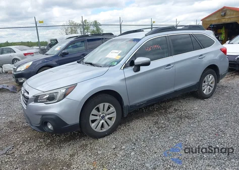 2018 Subaru Outback 2.5I Premium z USA, uszkodzony, nr VIN 4S4BSAFC4J3257300